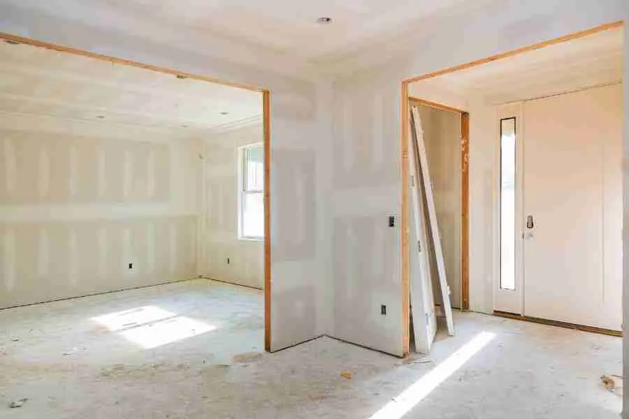 Choosing Between a Custom and Semi-Custom Home