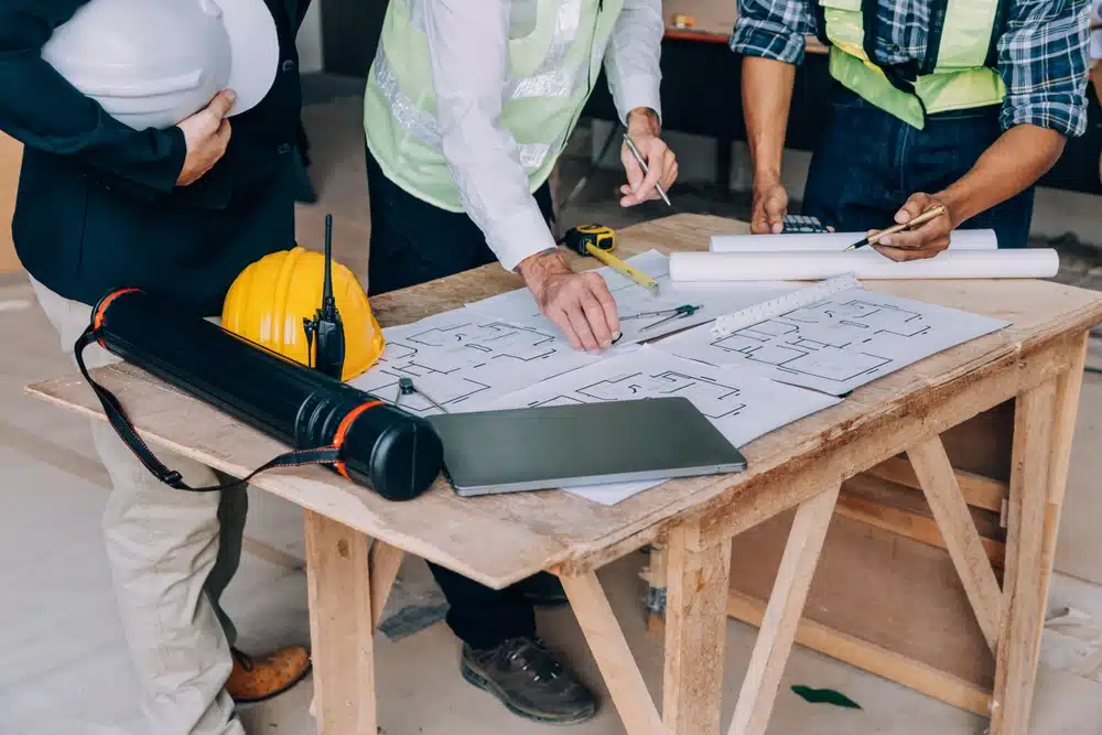 General Contractor vs. Specialized Trades